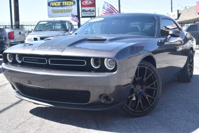 2015 Dodge Challenger - Image 1