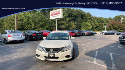 2016 Nissan Altima - Image 1