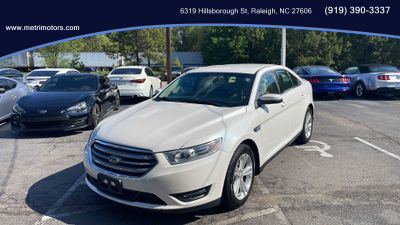 2015 Ford Taurus - Image 1