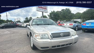 2009 Mercury Grand Marquis - Image 1