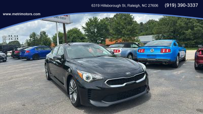 2019 Kia Stinger - Image 1