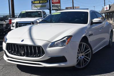 2017 Maserati Quattroporte - Image 1