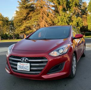 2016 Hyundai Elantra Gt - Image 1
