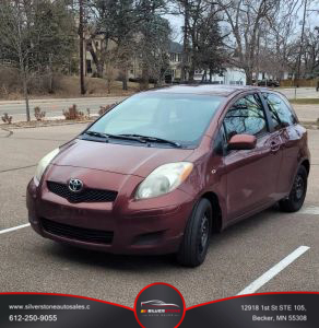 2010 Toyota Yaris - Image 1