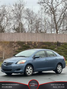 2008 Toyota Yaris - Image 1