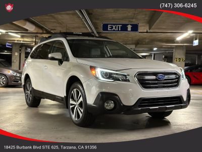 2018 Subaru Outback - Image 1
