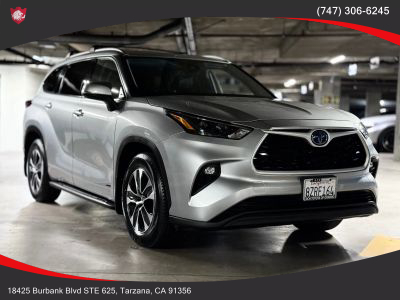 2022 Toyota Highlander Hybrid - Image 1