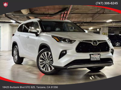 2022 Toyota Highlander - Image 1