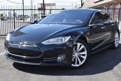 2015 Tesla Model S - Image 1