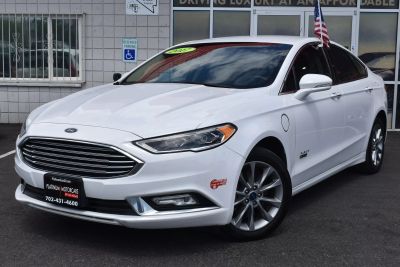 2017 Ford Fusion Energi - Image 1