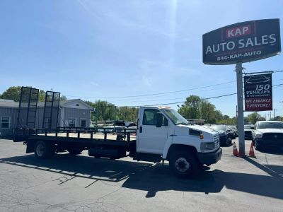 2005 Gmc Medium Duty C5500 - Image 1