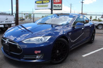 2015 Tesla Model S - Image 1