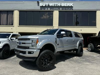 2019 FORD F250 SUPER DUTY CREW CAB PICKUP V8, TURBO DIESEL, 6.7 LITER LARIAT PICKUP 4D 6 3/4 FT
