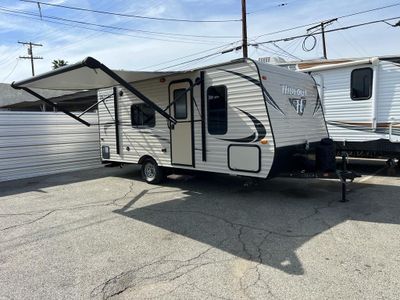 2017 KEYSTONE RV HIDEOUT LHS TRAVEL TRAILER - 178LHS
