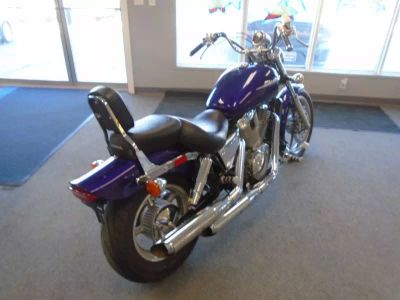 2002 Honda Vt1100c - Image 1