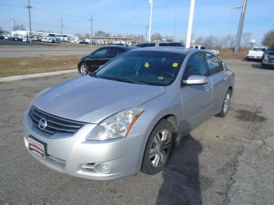 2012 Nissan Altima - Image 1