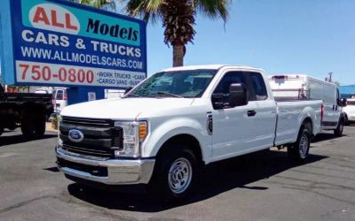 2017 FORD F250 SUPER DUTY SUPER CAB PICKUP V8, FLEX FUEL, 6.2 LITER XL PICKUP 4D 8 FT