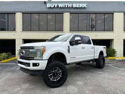 2017 FORD F250 SUPER DUTY CREW CAB PICKUP V8, TURBO DIESEL, 6.7L PLATINUM PICKUP 4D 6 3/4 FT