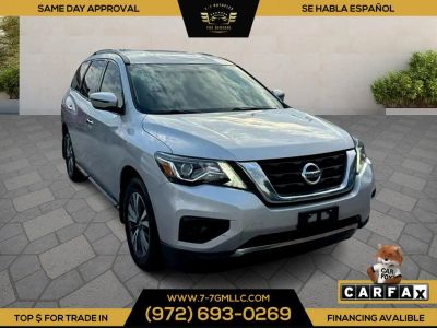 2017 Nissan Pathfinder - Image 1