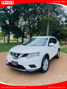 2015 Nissan Rogue - Image 1