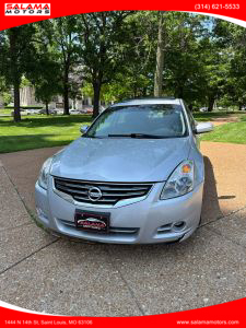 2012 Nissan Altima - Image 1