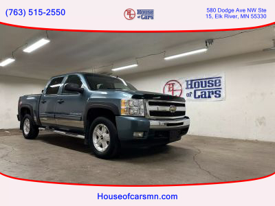 2011 CHEVROLET SILVERADO 1500 CREW CAB PICKUP V8, FLEX FUEL, 5.3 LITER LT PICKUP 4D 5 3/4 FT