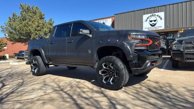 Buy Quality Used 2021 CHEVROLET SILVERADO 1500 CREW CAB PICKUP V8, ECOTEC3, DFM, 6.2 LITER RST PICKUP 4D 5 3/4 FT - icarOKC Motors located in Edmond, OK