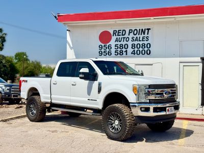 2017 FORD F250 SUPER DUTY CREW CAB PICKUP V8, TURBO DIESEL, 6.7L LARIAT PICKUP 4D 6 3/4 FT