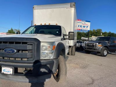 2016 Ford F450 Super Duty Regular Cab & Chassis - Image 1