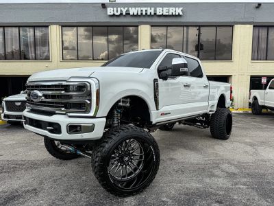 2024 FORD F250 SUPER DUTY CREW CAB PICKUP V8, HO, TURBO DIESEL, 6.7 LITER LIMITED PICKUP 4D 6 3/4 FT