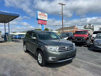 2012 TOYOTA HIGHLANDER SUV GREEN AUTOMATIC - Auto Solutions of Greensboro LLC, NC, 36.05701, -79.84368