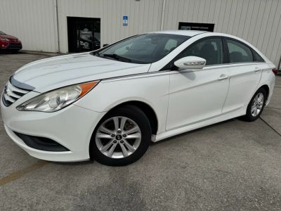 2014 Hyundai Sonata - Image 1