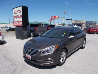 2015 Hyundai Sonata - Image 1