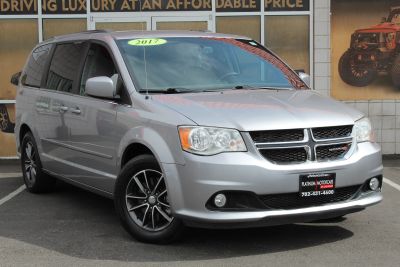 2017 Dodge Grand Caravan Passenger - Image 1