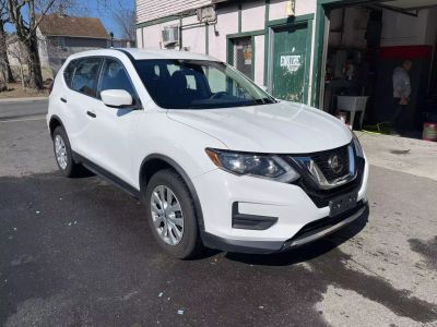 2020 Nissan Rogue - Image 1