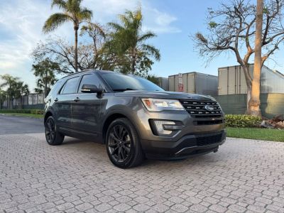 2017 Ford Explorer - Image 1