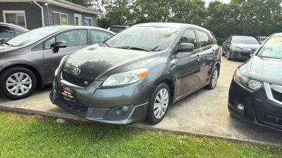 2009 Toyota Matrix - Image 1