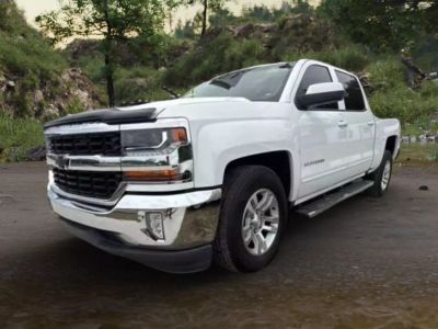 2016 Chevrolet Silverado 1500 Crew Cab - Image 1