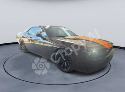 2010 Dodge Challenger - Image 1