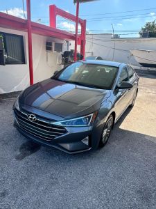 2020 Hyundai Elantra - Image 1