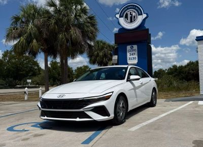 2024 Hyundai Elantra Hybrid - Image 1