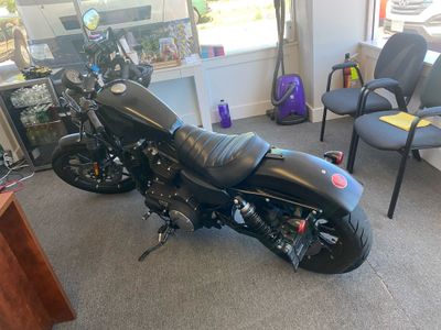 2016 HARLEY-DAVIDSON XL883N IRON - - -