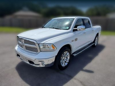2014 RAM 1500 CREW CAB PICKUP V8, HEMI, 5.7 LITER LARAMIE LONGHORN PICKUP 4D 5 1/2 FT