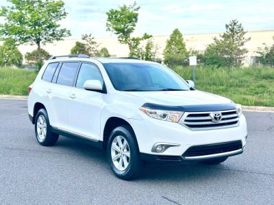 2011 TOYOTA HIGHLANDER SUV V6, 3.5 LITER SPORT UTILITY 4D