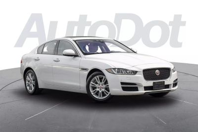 2018 JAGUAR XE SEDAN 4-CYL, TURBO, 2.0 LITER XE 25T PREMIUM SEDAN 4D