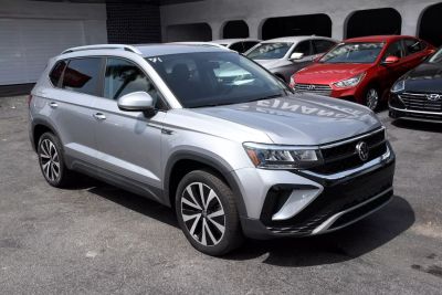2022 VOLKSWAGEN TAOS SUV 4-CYL, TURBO, 1.5 LITER SE SPORT UTILITY 4D