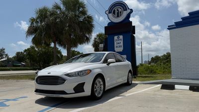 2019 Ford Fusion - Image 1