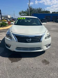 2014 Nissan Altima - Image 1