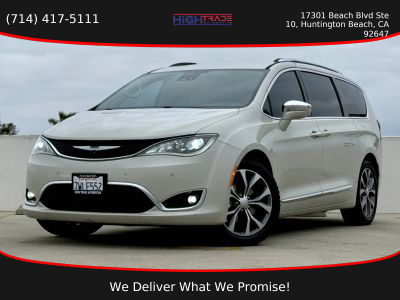 2017 Chrysler Pacifica - Image 1