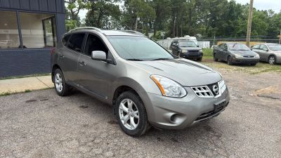 2011 Nissan Rogue - Image 1
